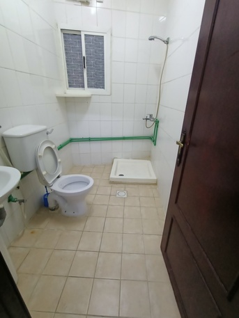 Gudaibiya, Apartments, Flats, Houses & Villas, BHD 140/month,  1 BR,  Semi Furnished 1 Bedroom Flat For Rent In Gudaibiya With Electricity -35529070