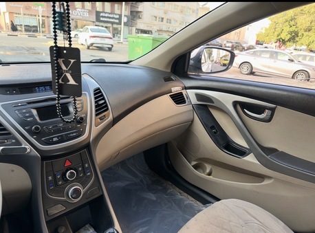 Khobar, Vehicles, Cars & Trucks , SAR 29500,  Hyundai Elantra,  2016,  Automatic,  256 KM,  Hyndai  Elantra