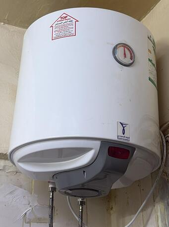 Al Malaz, Furniture, SAR 1,  Malaz - Items For Sale Wardrobe, Bunkbed, Water Geysers, Microwave
