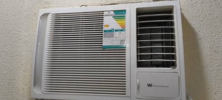 Jeddah, Air Conditioners, SAR 800,  White Westinghouse AC For Sale 800 SAR..new Rarely Used