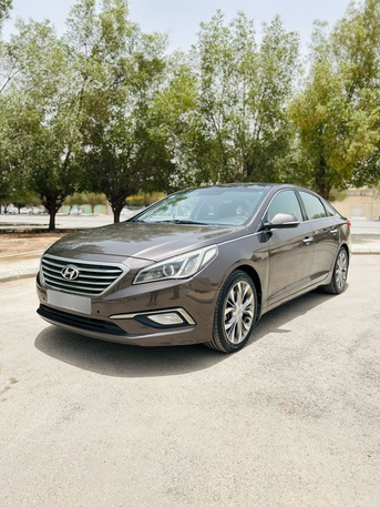 Riyadh, Vehicles, Cars & Trucks , SAR 36000,  Hyundai Sonata,  2017,  Automatic,  338000 KM,   FULL OPTION  MODEL 4 CYLINDER NEAT CAR FOR SALE