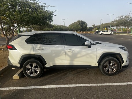 Yanbu, Vehicles, Cars & Trucks , SAR 95000,  Toyota RAV4 Hybrid LE 4X2 HEV,  2022,  Automatic,  80500 KM,  Toyota RAV4 Hybrid For Sale &ndash; Excellent Condition (Ph - 0565224477)