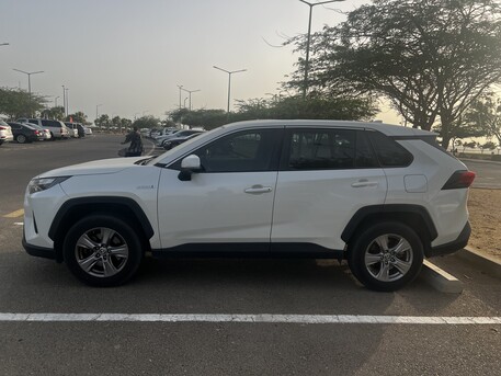 Yanbu, Vehicles, Cars & Trucks , SAR 95000,  Toyota RAV4 Hybrid LE 4X2 HEV,  2022,  Automatic,  80500 KM,  Toyota RAV4 Hybrid For Sale &ndash; Excellent Condition (Ph - 0565224477)