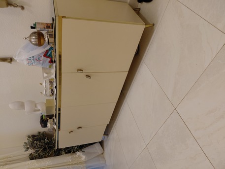 Jeddah, Collectibles, SAR 350,  دولاب بوفيه+سرير اطفال+مكتب زاوية+اباجور&