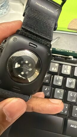 Riyadh, Watches, SAR 750,  Apple Watch Series 9 ( GPS + Cellular )