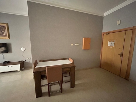 Juffair, Apartments, Flats, Houses & Villas, BHD 300/year,  2 BR,  Amazing Offer 2 Bhk At Juffair Just For 250  At Juffair Near Dom Cafe
