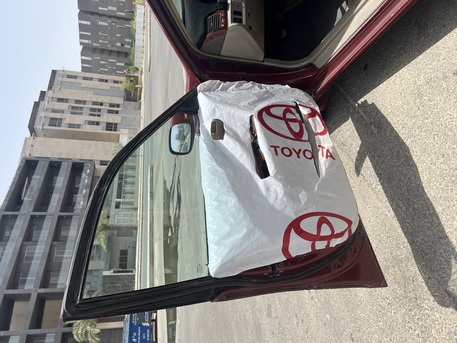 Jeddah, Vehicles, Cars & Trucks , Toyota Camry,  2004,  Manual,  588 KM,  Clean