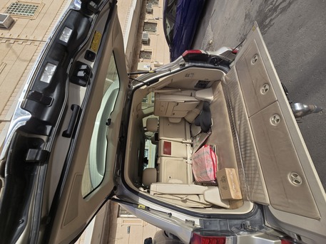 Al Sulaymaniyyah, Vehicles, Cars & Trucks , SAR 120000,  Lexus LX 570,  2013,  Automatic,  321000 KM,    &ndash; Full Option &ndash; Good Condition