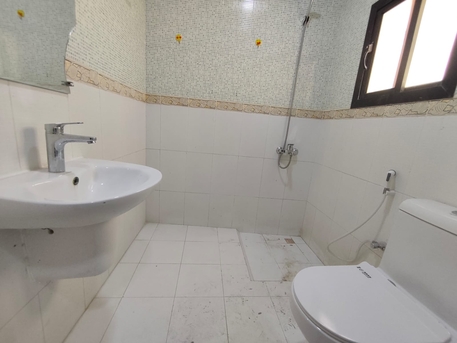 Zinj, Apartments, Flats, Houses & Villas, BHD 130/year,  1 BR,  Zinj:- Studio Flat On Rent With Unlimited Ewa..