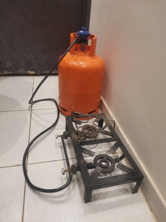 Riyadh, Household Items, SAR 250,  LPG Gas Cylinder + Stove (Complete Set) For Sale 🔥