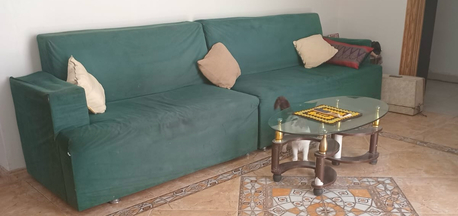 Riyadh, Household Items, SAR 2000,  Houshold Items For Sale. Table, Shelf Etc.