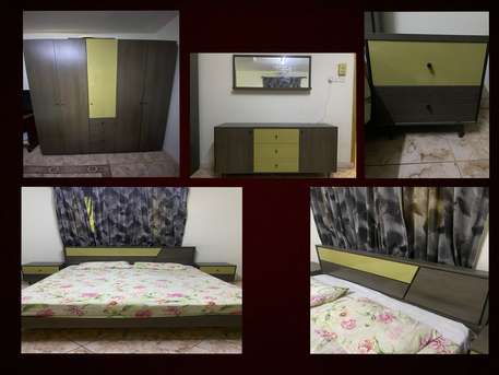 Riyadh, Household Items, SAR 2000,  Houshold Items For Sale. Table, Shelf Etc.