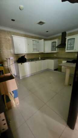 Mahooz, Apartments, Flats, Houses & Villas, BHD 300/month,  3 BR,  3 Bedroom Unfurnished Flat For Rent Without Ewa