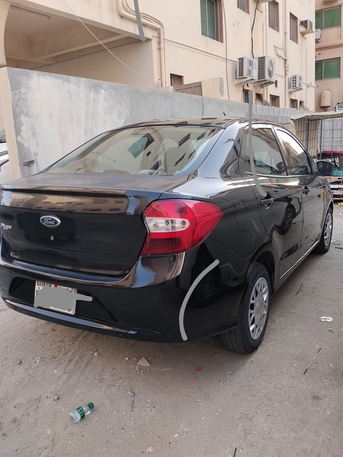Manama, Vehicles, Cars & Trucks , BHD 1400,  Ford F,  2016,  Automatic,  105000 KM,