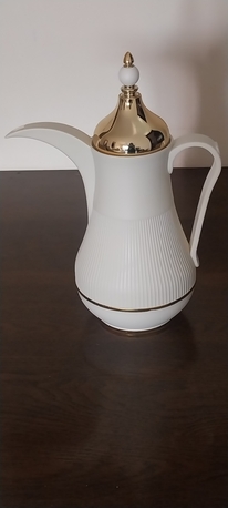 Saar, Household Items, BHD 2,  Tea/coffee Pot Flasks X 2