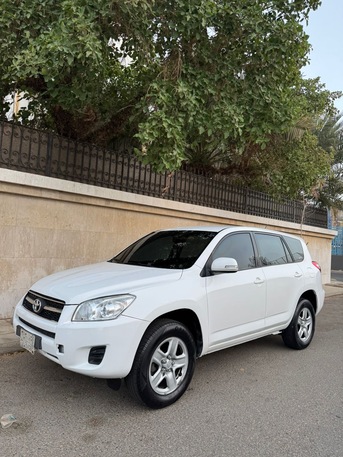Jeddah, Vehicles, Cars & Trucks , SAR 27000,  Toyota RAV4 2011,  2011,  Automatic,  200 KM,  For Sale