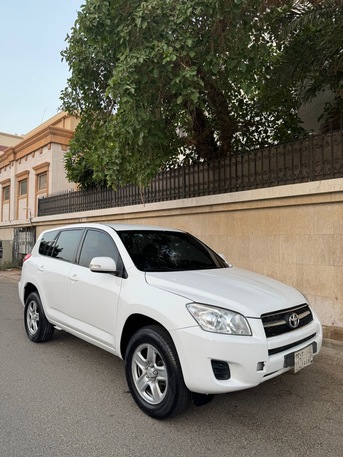 Jeddah, Vehicles, Cars & Trucks , SAR 27000,  Toyota RAV4 2011,  2011,  Automatic,  200 KM,  For Sale