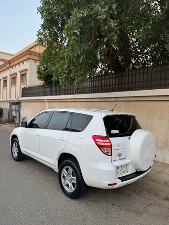 Jeddah, Vehicles, Cars & Trucks , SAR 27000,  Toyota RAV4 2011,  2011,  Automatic,  200 KM,  For Sale