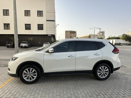 Riyadh, Vehicles, Cars & Trucks , SAR 52000,  Nissan X-Trail,  2021,  Automatic,  116000 KM,  Expat Owned   For Sale
