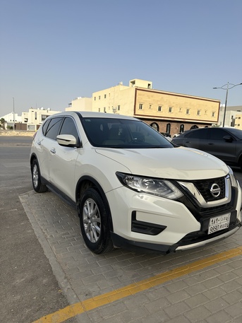 Riyadh, Vehicles, Cars & Trucks , SAR 52000,  Nissan X-Trail,  2021,  Automatic,  116000 KM,  Expat Owned   For Sale