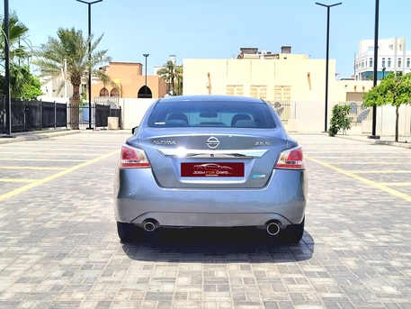 Manama, Vehicles, Cars & Trucks , BHD 1,  Nissan Altima,  2016,  Automatic,  166000 KM,  WELL MAINTAINED GREY COLOR