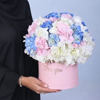 Dubai, Farm & Garden, AED 99,  Online Flower Delivery In Dubai & Across UAE