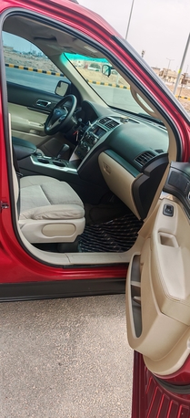 Riyadh, Vehicles, Cars & Trucks , SAR 35000,  Ford Explorer,  2014,  Automatic,  210 KM,
