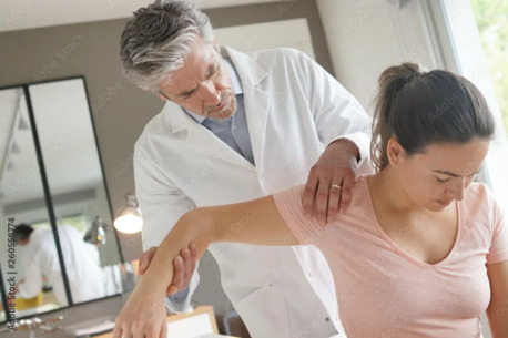 Melbourne, Medical, North Dandenong Clinic Doctors