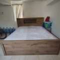 SAR 350,  King Size Bed With Dressing Table And Side Table