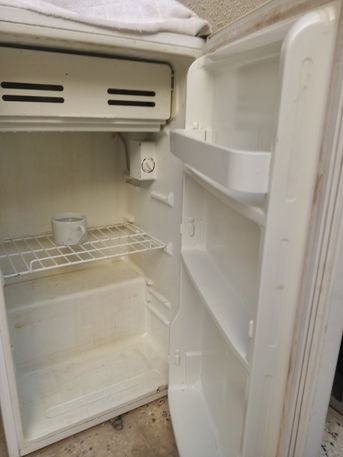 Riyadh, Household Items, SAR 200,  Sale For 2refrigerator