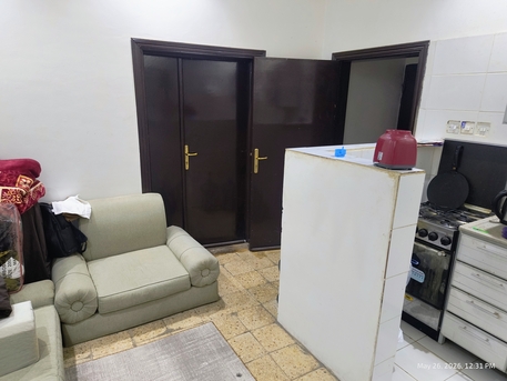 Tuwaiq, Roommates, SAR 850/month,  Room Space Available