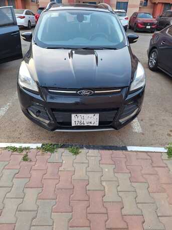 Abha, Vehicles, Cars & Trucks , SAR 24000,  Ford Escape,  2015,  Automatic,  275000 KM,  , , , Original Paint