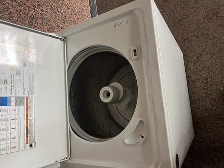 Riyadh, Appliances, SAR 1000,  Washing Machine Whirlpool 12 Kg