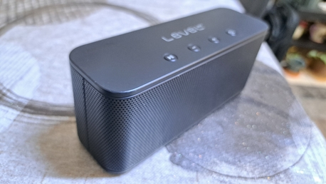Al Malaz, Electronics, SAR 100,  Samsung Bluetooth Speaker (Very Powerful)