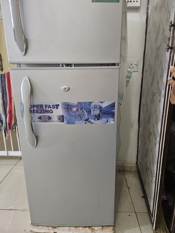 Riyadh, Appliances, SAR 420,  Fridge For Sale- 420 SAR Nikai (price Negotiable) Reason For Sale- Updgraded To Big Fridge