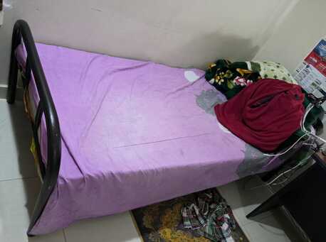 Jeddah, Household Items, A/c, Fridge,washing Machine,gas,stove, Bed For Sale