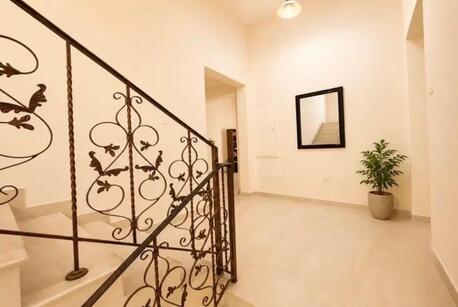 Busaiteen, Villas, BHD 750,  Spacious Semi-Furnished Private Villa For Rent In Busaiteen