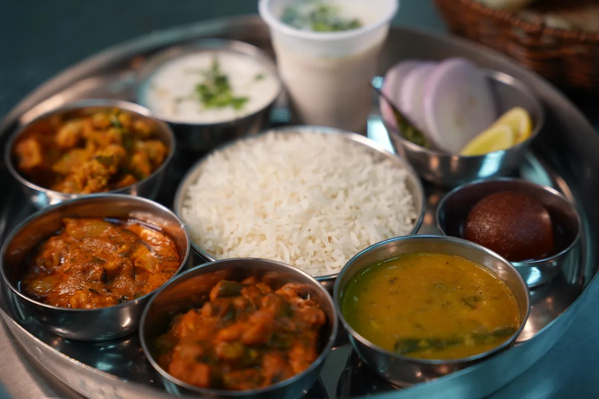 Abu Dhabi, Food & Drink, Delicious Indian Street Food & Veg Meals | Vindhya Bhavan UAE