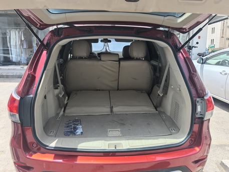 Riyadh, Vehicles, Cars & Trucks , SAR 28500,  Nissan Pathfinder Platinum,  2014,  Automatic,  291000 KM,  Neat And Clean, Well Maintained Family SUV