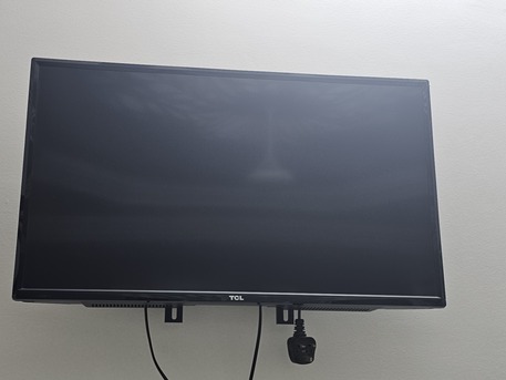 Riyadh, Electronics, SAR 200,  TCL 32