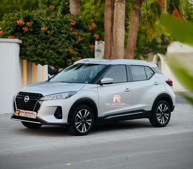 Tubli, Vehicles, Cars & Trucks , BHD 4800,  Nissan Kicks SR,  2022,  Automatic,  24000 KM,  For Sale:  Nissan Kicks &ndash; Silver