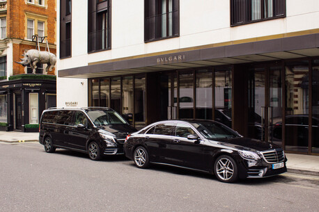 London, Travel, Mercedes‑Benz V‑Class Chauffeur Service &ndash; Spacious, Professional & Reliable For Groups