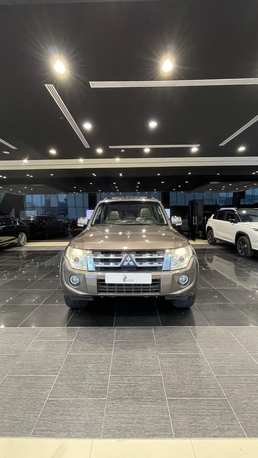 Sanabis, Vehicles, Cars & Trucks , BHD 3900,  Mitsubishi Pajero,  2012,  Automatic,  111000 KM,