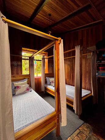 San José, Household Items, CRC 135700000,  Mountain Cabin For Sale In Cartago, Costa Rica