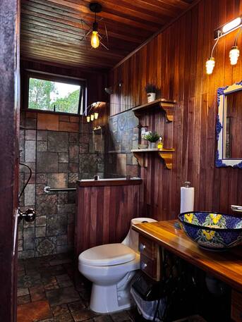 San José, Household Items, CRC 135700000,  Mountain Cabin For Sale In Cartago, Costa Rica