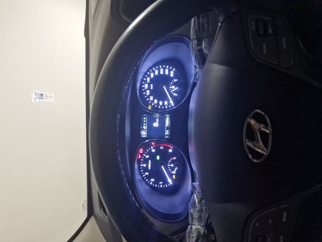 Riyadh, Vehicles, Cars & Trucks , SAR 48,  Hyundai Santa Fe,  2017,  Automatic,  179 KM,  Santa Fe  2.4cc 4cylinder Panorama