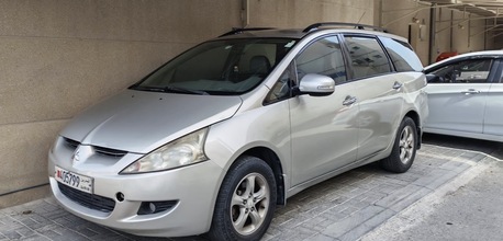 Riffa, Vehicles, Cars & Trucks , BHD 1,  Mitsubishi Grandis,  2010,  Automatic,  190000 KM,