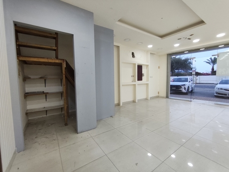 Tubli, Shops, BHD 350,  64 Sq. Meter,  Tubli:- Shop For Rent With Mezanine Floor..