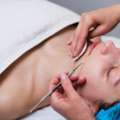Dermaplaning Facial Benefits For Anti-Aging Results