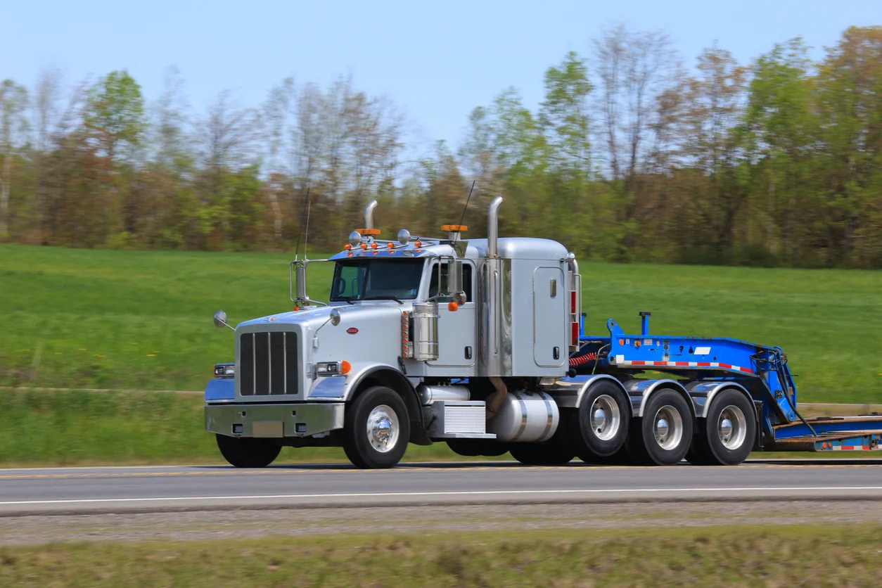 New York, Financial, Lower Your Truck Insurance Costs By Up To 35% Today!